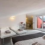 New Eleven On Apartman